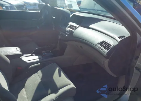 2010 Honda Accord 2.4 Lx from USA, damaged, VIN 1HGCP2F35AA015418